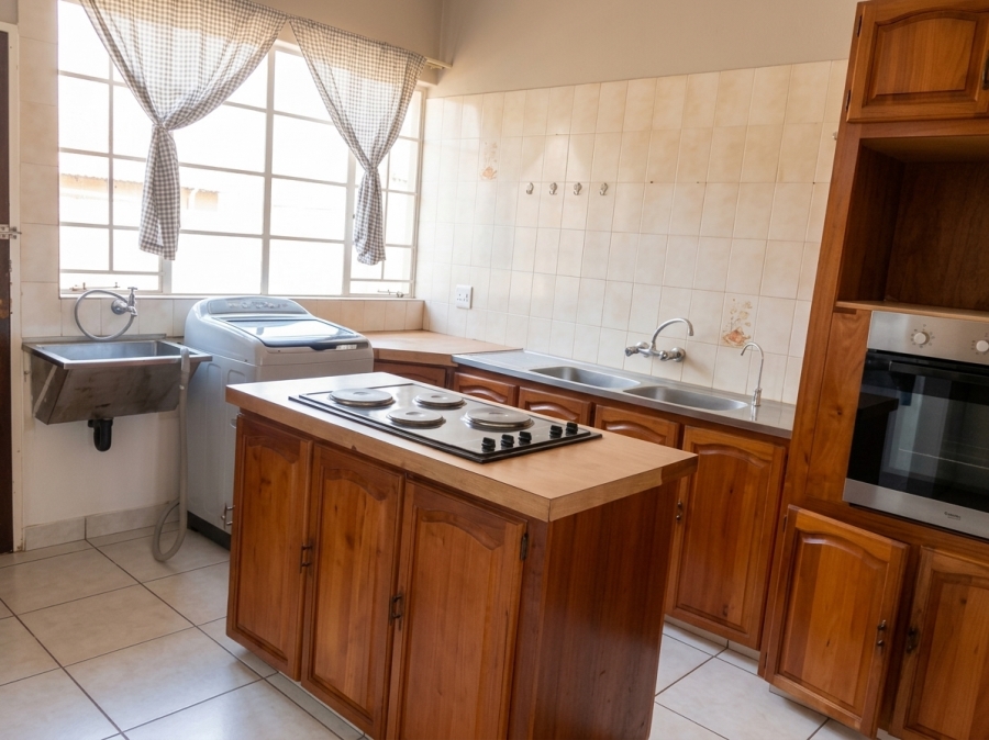 3 Bedroom Property for Sale in Protea Park North West